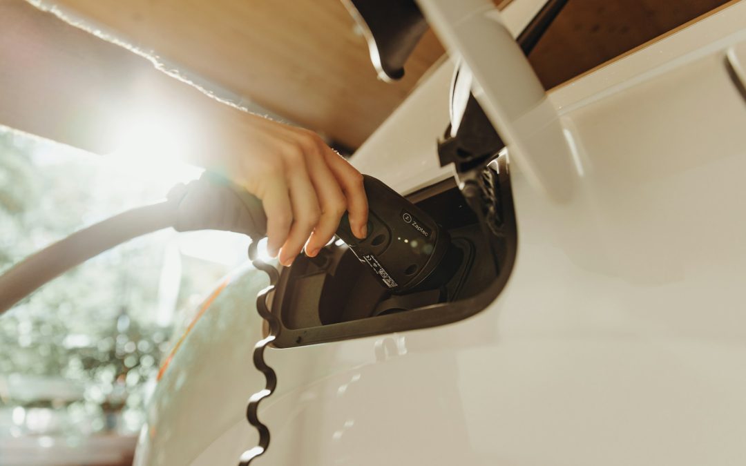Nouveaux tarifs CREG pour la recharge à domicile – T3 2025 désormais disponibles